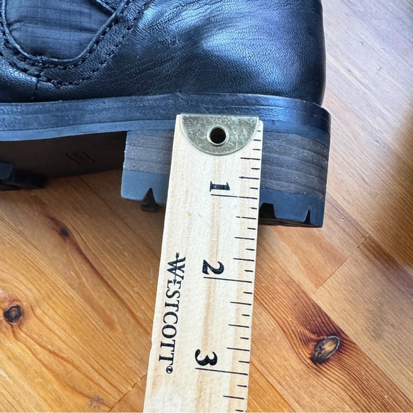 Coach winter boots size 8 - Picture 7 of 8